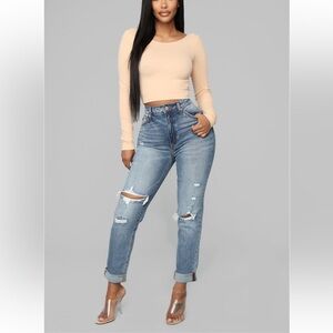 ❌SOLD❌ Fashion Nova High rise distressed boyfriend jeans